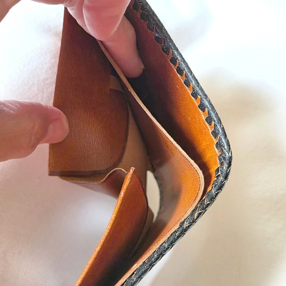 Bifold Wallet‎ Mens Brown Excellent Hand Tooled Leather Horse Barn Scene